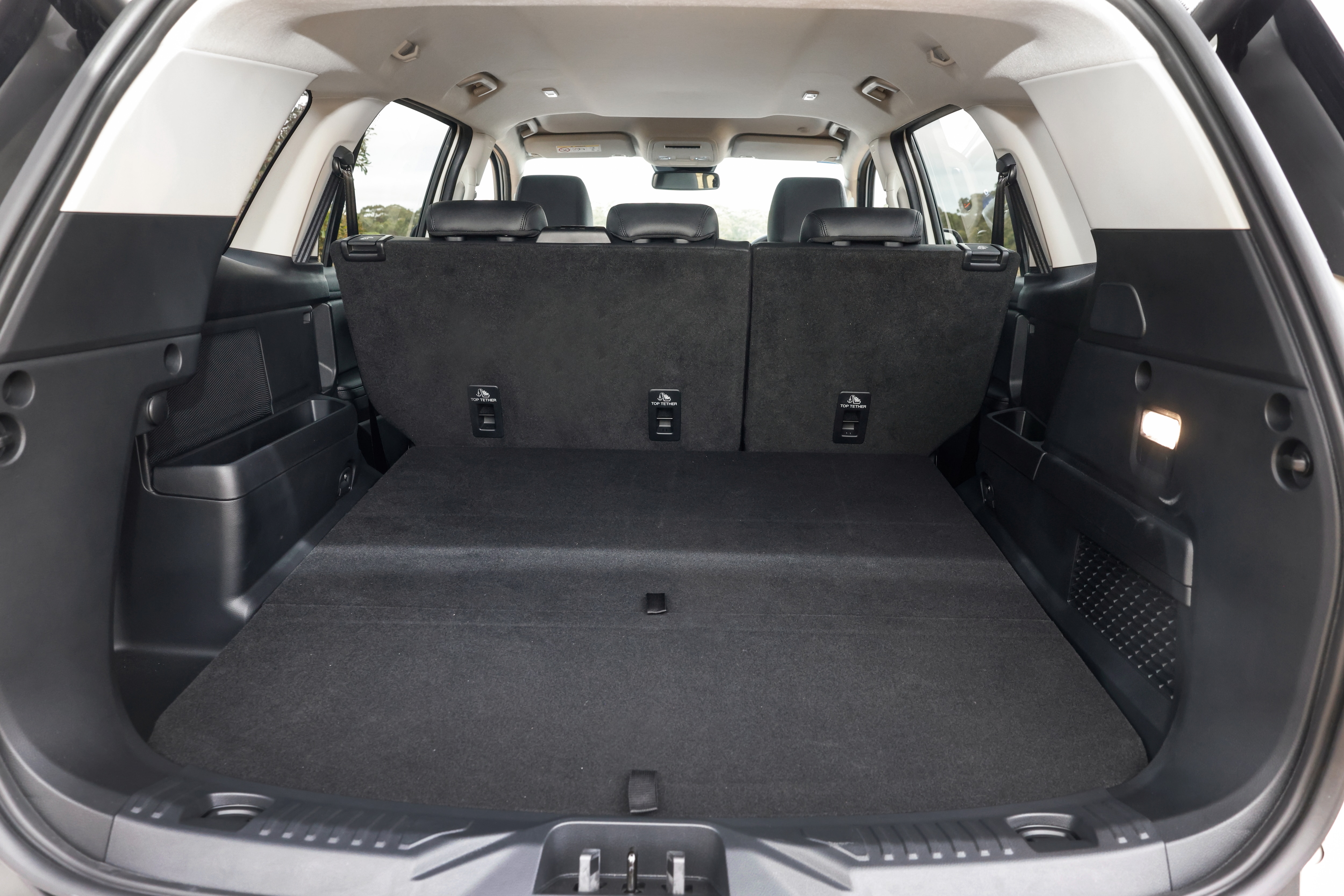 2026 Ford Everest Tremor Australian-spec. Not all vehicle variants or features will be available in all countries. Actual specifications for each country will be published prior to launch in that country.